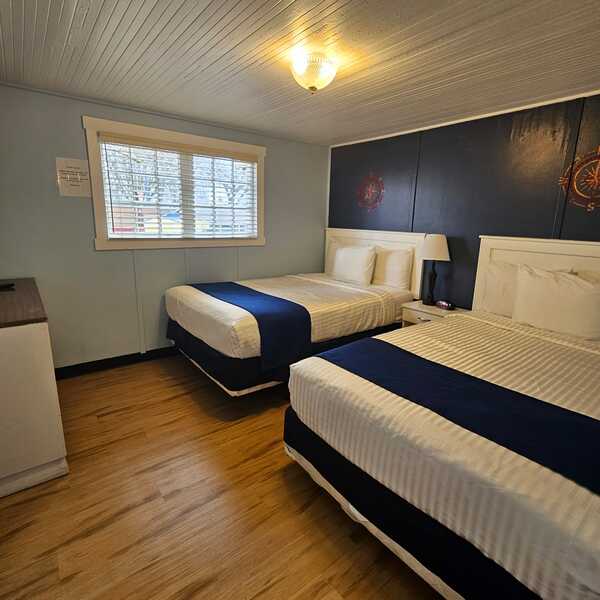 Cottage 121 - 1 Queen and 2 Double Beds / Pet Friendly Photo 6