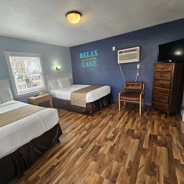 Cottage 120 - 2 Double Beds / Kitchen / Pet Friendly Photo 2